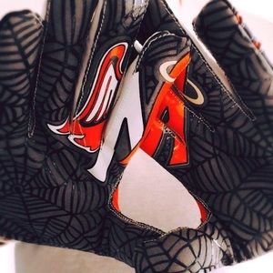 Meet your Posher, Grady